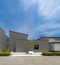 セキホーム二世帯住宅【思希×Grace】@ジュートピア富山展示場 セキホーム株式会社